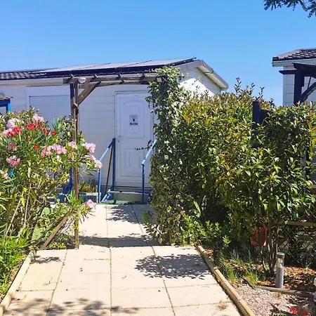 Penzion Cathares Holidays 4*