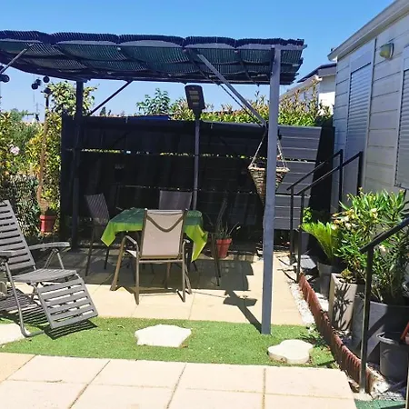 Cathares Holidays Penzion Carcassonne